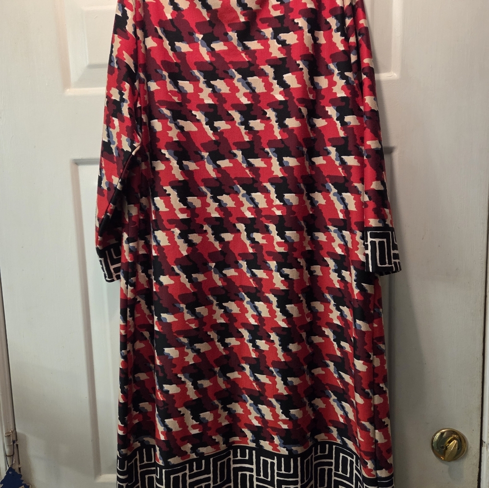Cato's Red and Black Long Sleeve Sheath Dress - Picture 4 of 8